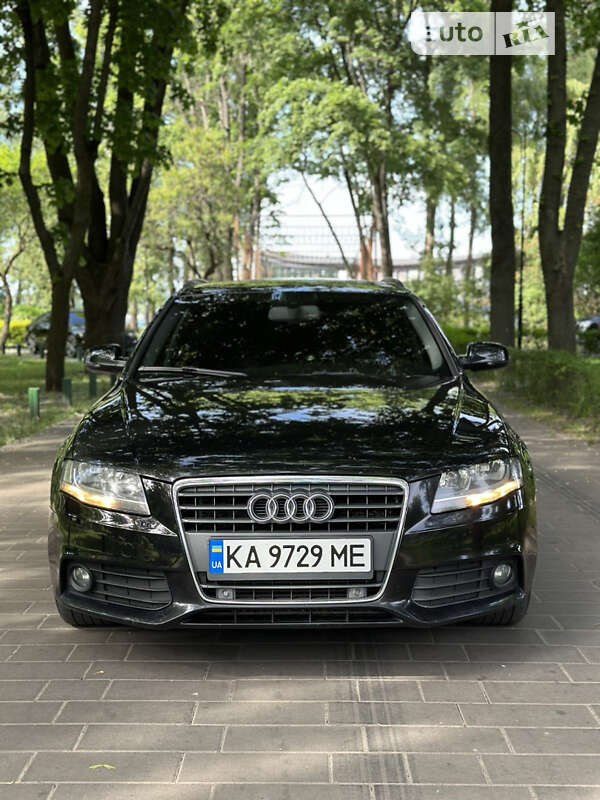 Универсал Audi A4 2010 в Киеве