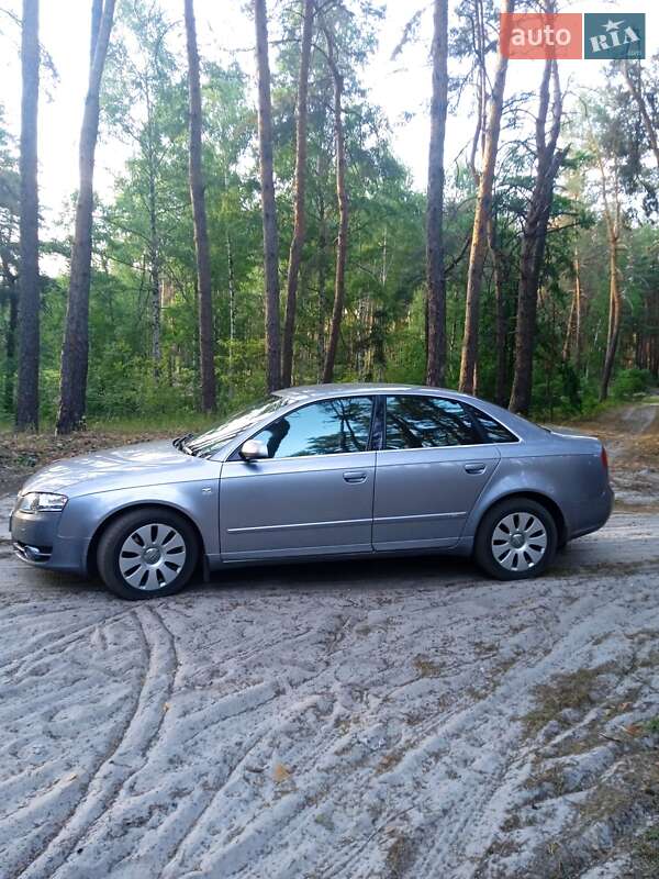 Седан Audi A4 2004 в Харькове