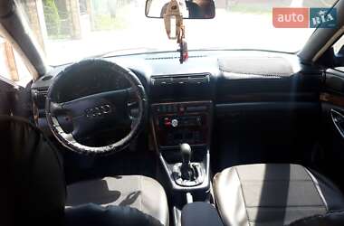 Седан Audi A4 1995 в 