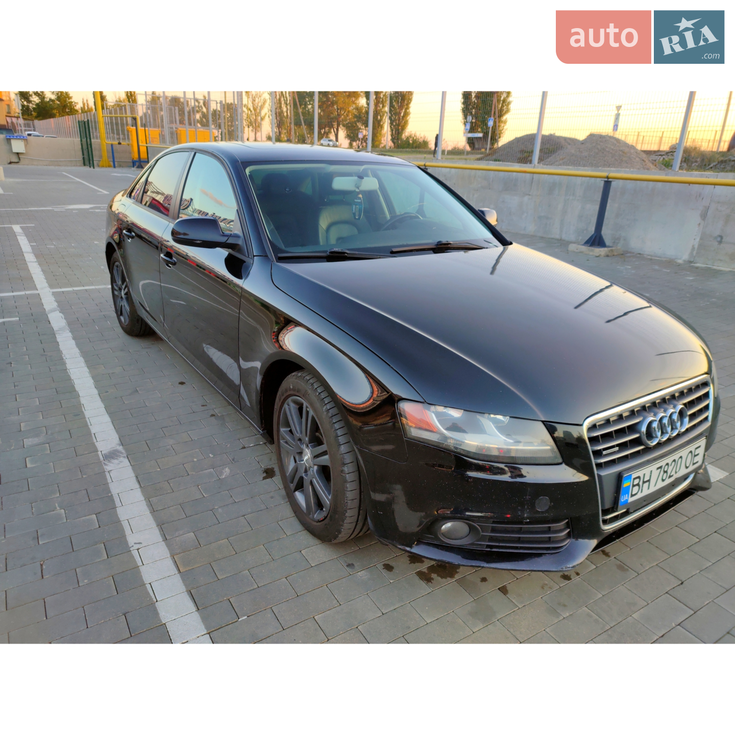 2010 Audi A4 - фото 1