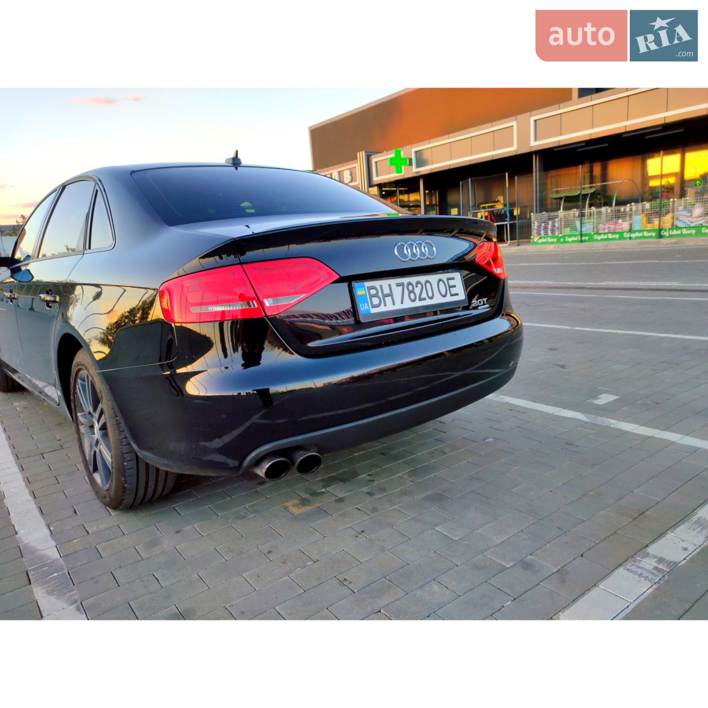 2010 Audi A4 - мініатюра 2