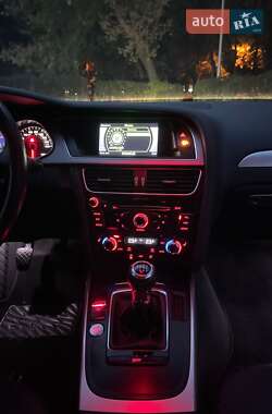 Седан Audi A4 2014 в Одесі