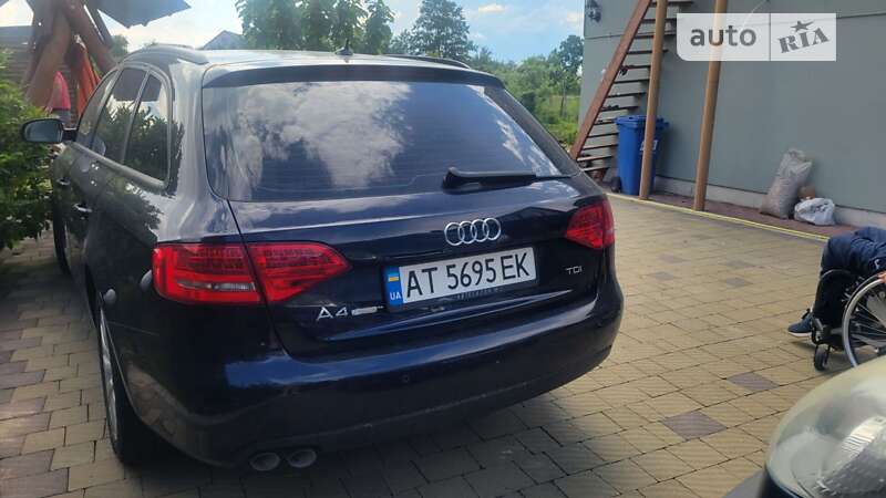 Универсал Audi A4 2011 в Тысменице