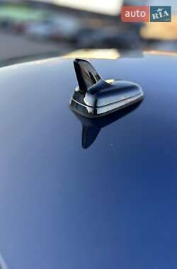 Седан Audi A4 2013 в 