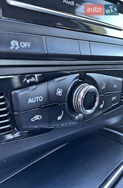 Седан Audi A4 2013 в 