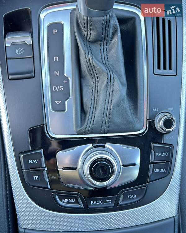 Седан Audi A4 2013 в Киеве