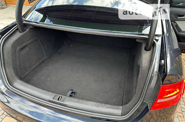 Седан Audi A4 2012 в 
