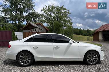 Седан Audi A4 2010 в Хусте