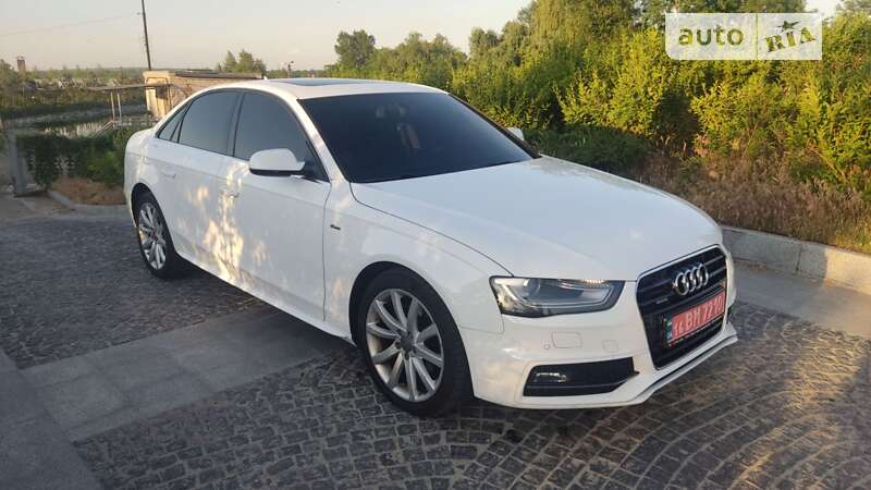 Седан Audi A4 2015 в Дніпрі