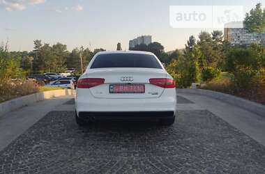 Седан Audi A4 2015 в Дніпрі