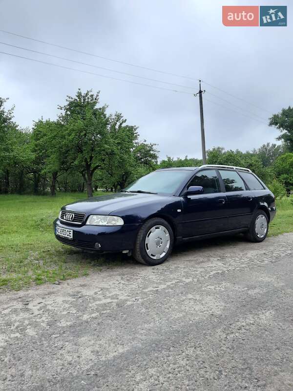 Універсал Audi A4 1999 в Сарнах