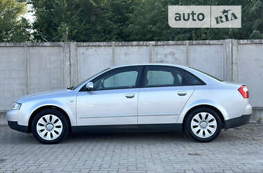 Седан Audi A4 2003 в Сарнах