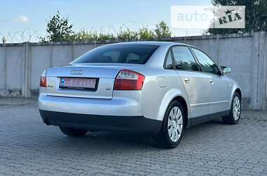 Седан Audi A4 2003 в Сарнах