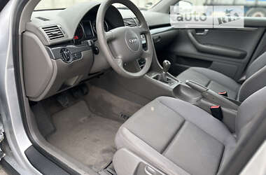 Седан Audi A4 2003 в Сарнах