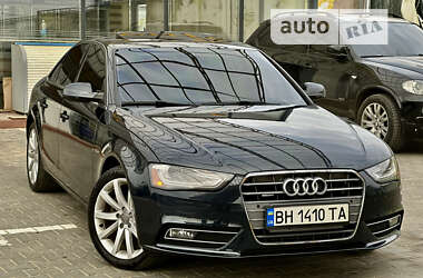 Седан Audi A4 2012 в Измаиле