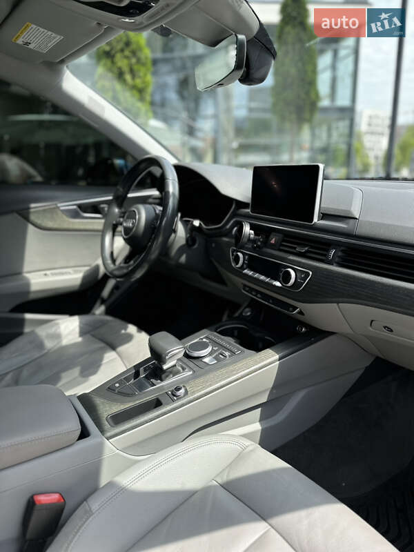 Седан Audi A4 2017 в Києві
