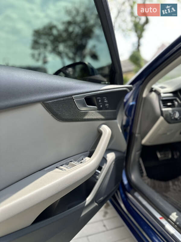 Седан Audi A4 2017 в Києві
