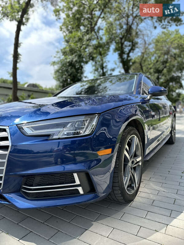 Седан Audi A4 2017 в Києві