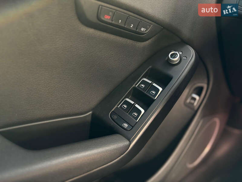 Седан Audi A4 2014 в Вінниці