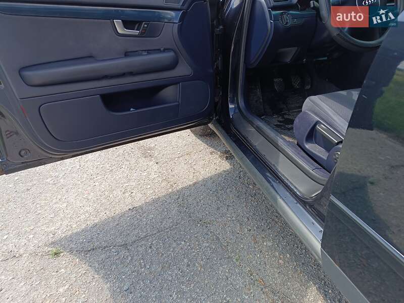 Седан Audi A4 2002 в Балаклее