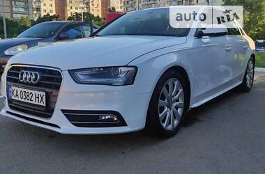 Седан Audi A4 2014 в Киеве