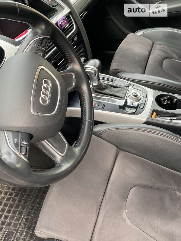 Універсал Audi A4 2015 в Івано-Франківську
