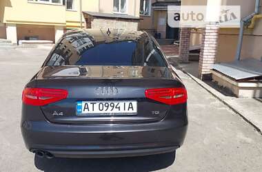 Седан Audi A4 2014 в Ивано-Франковске