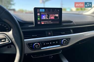 Седан Audi A4 2016 в 