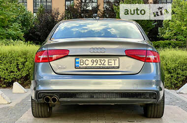 Седан Audi A4 2014 в Києві