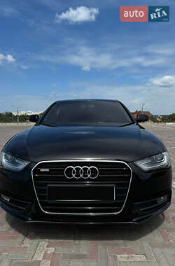 Седан Audi A4 2013 в 