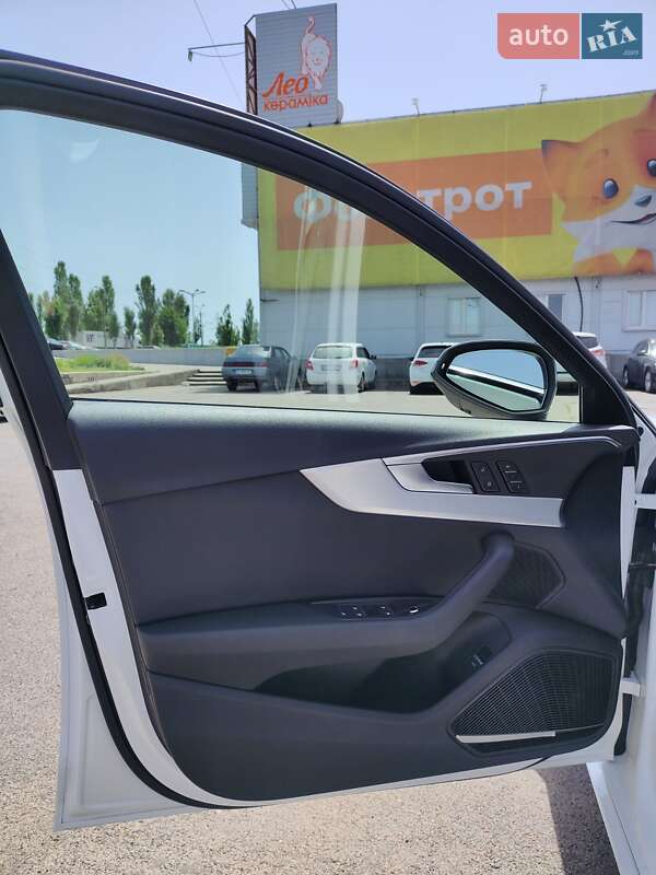Седан Audi A4 2016 в Кривом Роге фото 21 Седан Audi A4 2016 в Кривом Роге