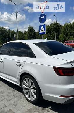 Седан Audi A4 2017 в Полтаві