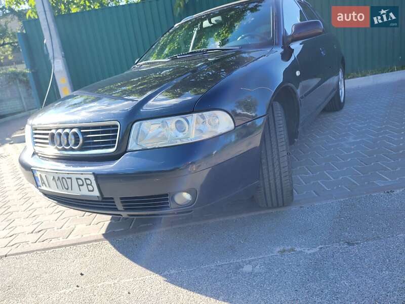Универсал Audi A4 2001 в Киеве