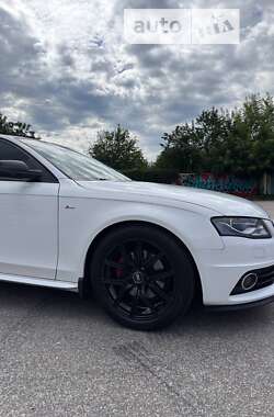 Седан Audi A4 2011 в Харкові