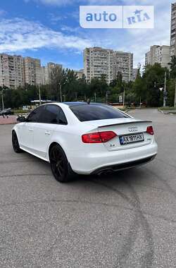 Седан Audi A4 2011 в Харкові