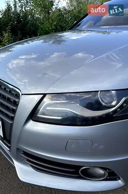 Седан Audi A4 2011 в 