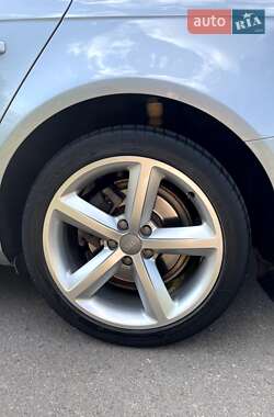 Седан Audi A4 2011 в 
