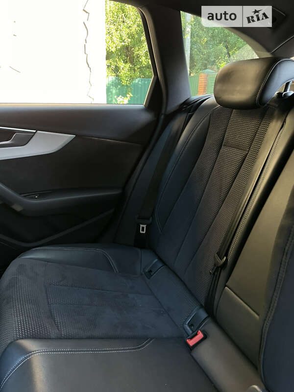 Универсал Audi A4 2016 в Полтаве
