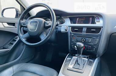 Седан Audi A4 2011 в Києві