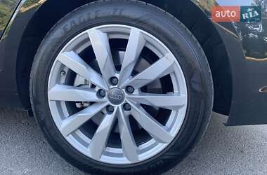 Седан Audi A4 2016 в Полтаве