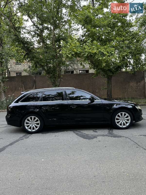 Универсал Audi A4 2010 в Николаеве