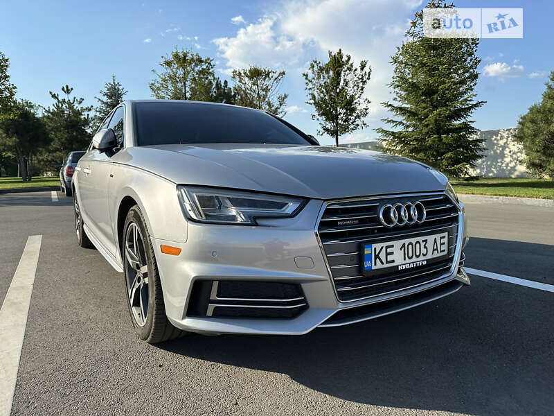 Седан Audi A4 2017 в Днепре