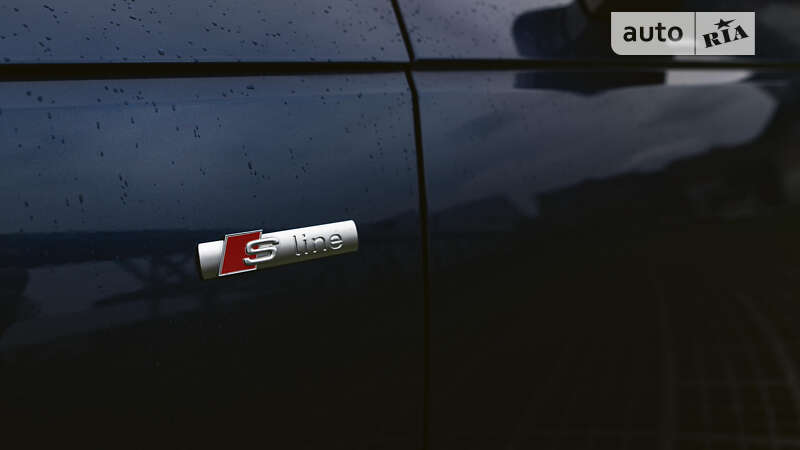 Седан Audi A4 2016 в Львове