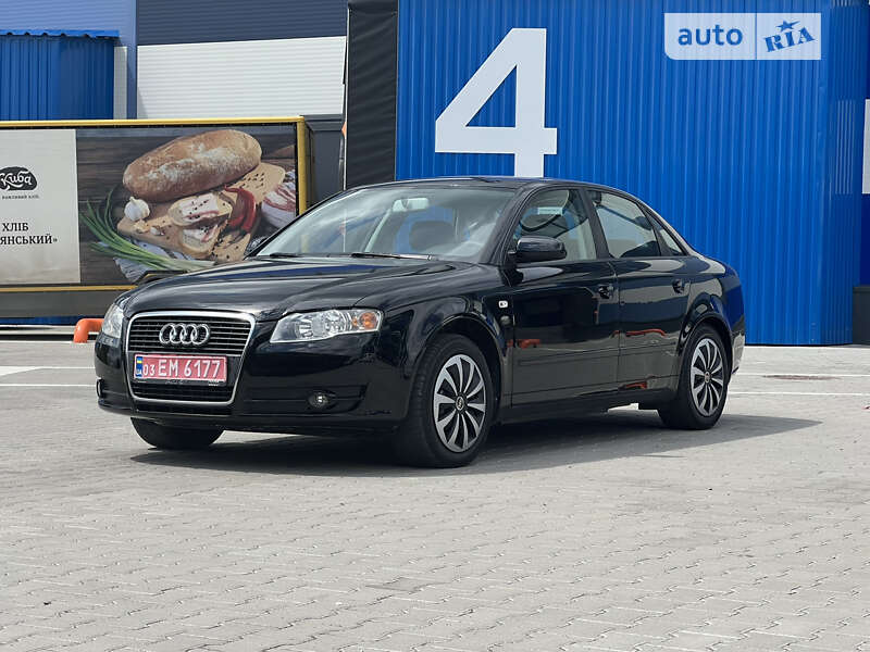 Седан Audi A4 2006 в Ровно