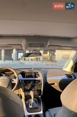 Седан Audi A4 2012 в Тернополі