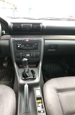 Седан Audi A4 1999 в Запоріжжі