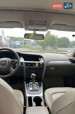 Седан Audi A4 2011 в 