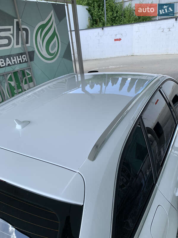 Універсал Audi A4 2011 в Чернівцях
