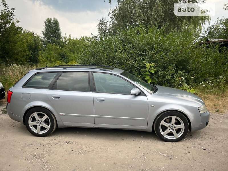 Универсал Audi A4 2002 в Обухове