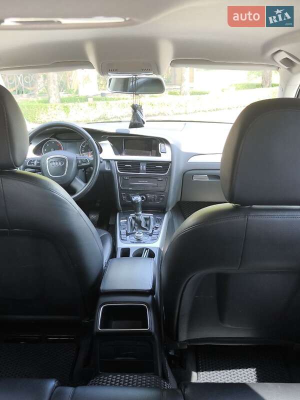 Універсал Audi A4 2011 в Сарнах